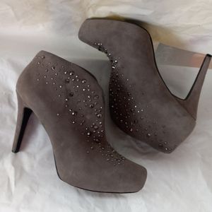 Gianni Bini Taupe/Brownish Grey Booties Leather and Rhinestones Size 10M